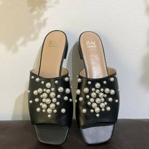 $$$ BLACK ZAC ZAC POSEN WHITE PEARLS SLIDES SANDALS LEATHER FLAT